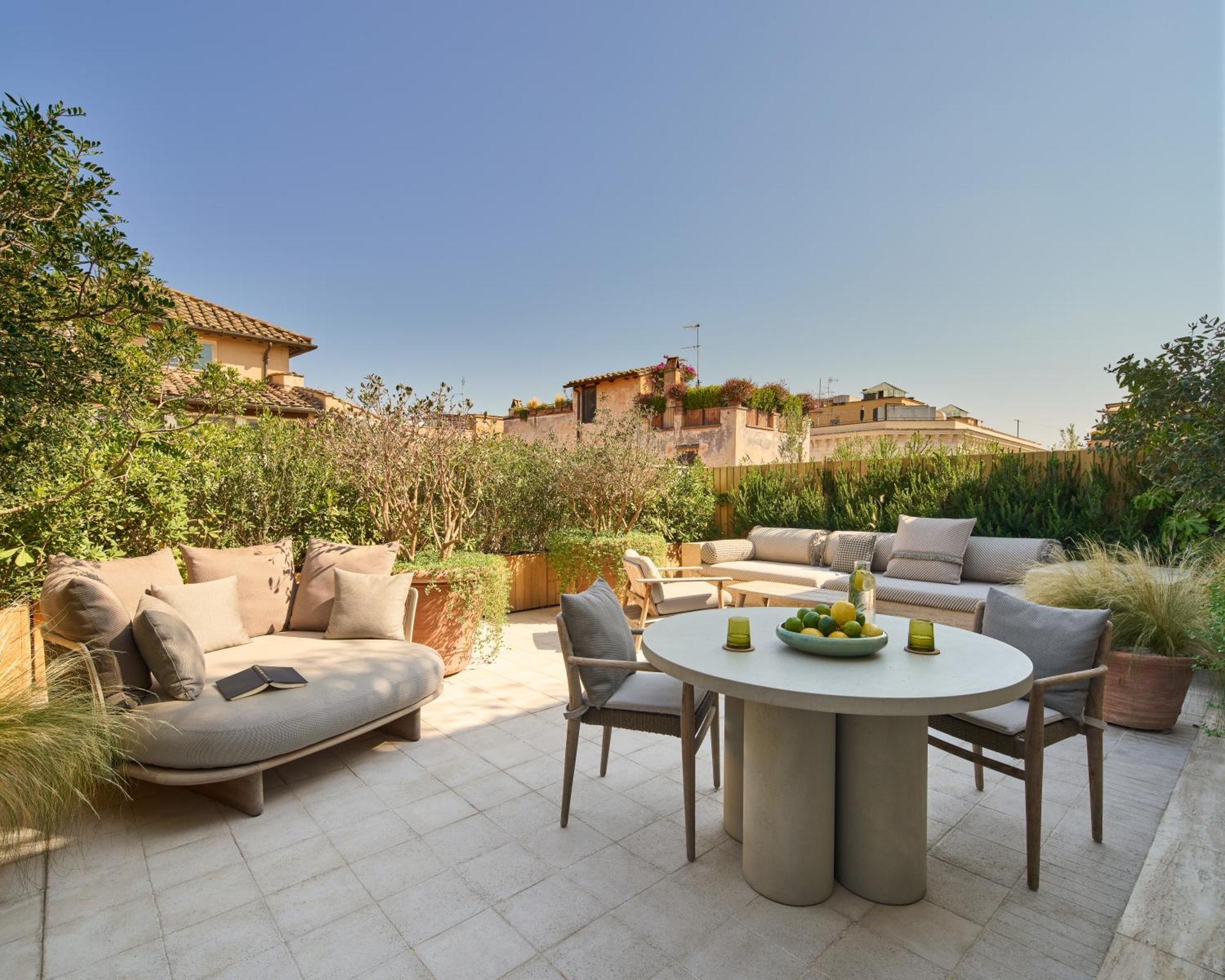 Hotel Six Senses Roma Esterno foto