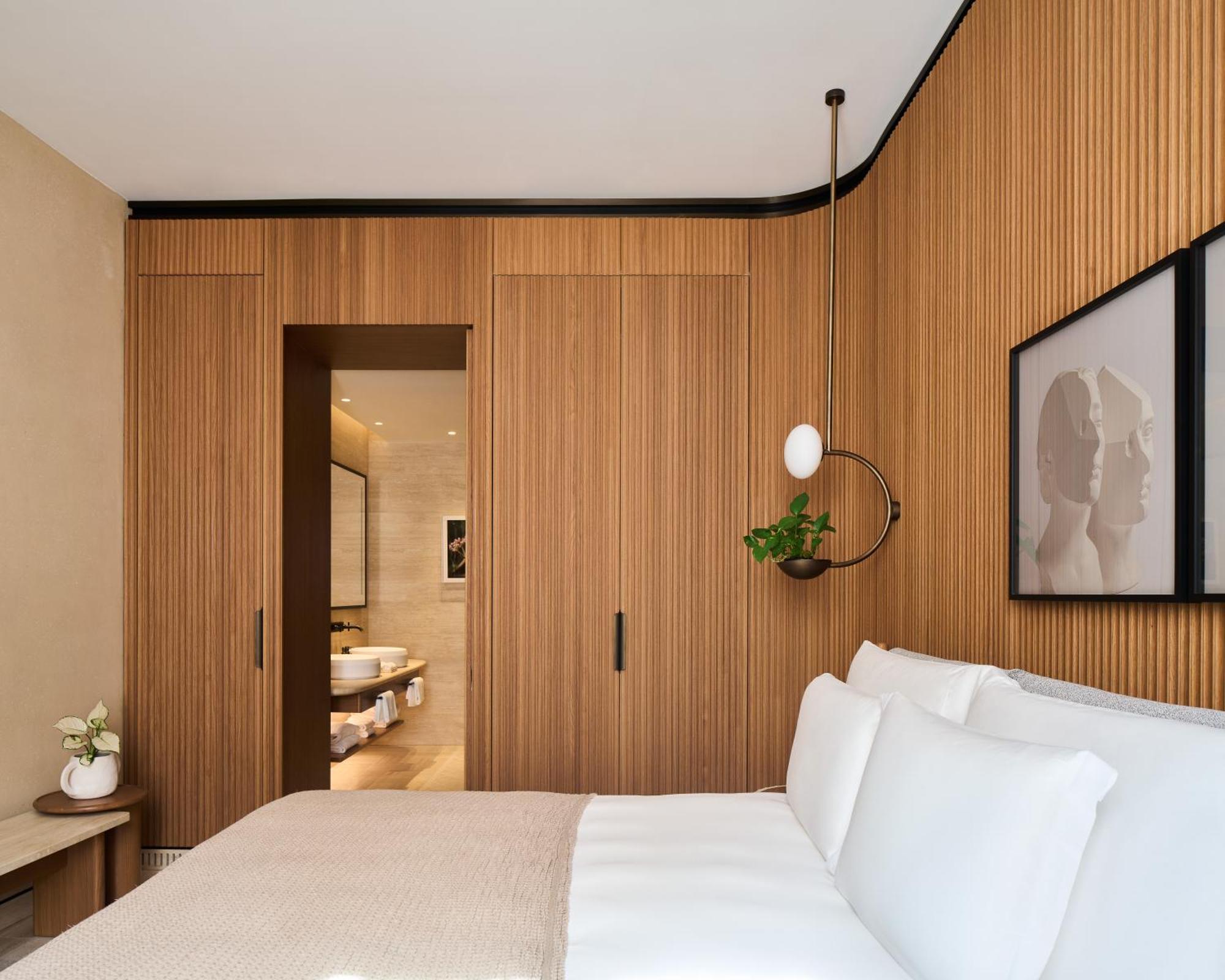 Hotel Six Senses Roma Esterno foto