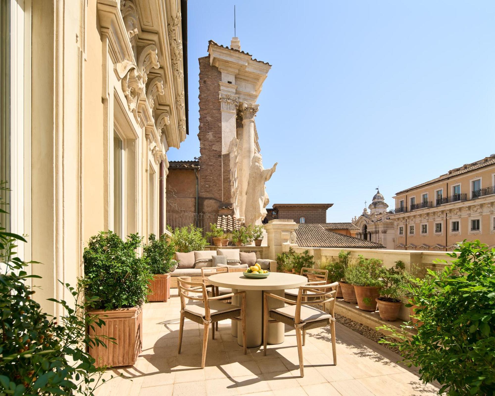 Hotel Six Senses Roma Esterno foto