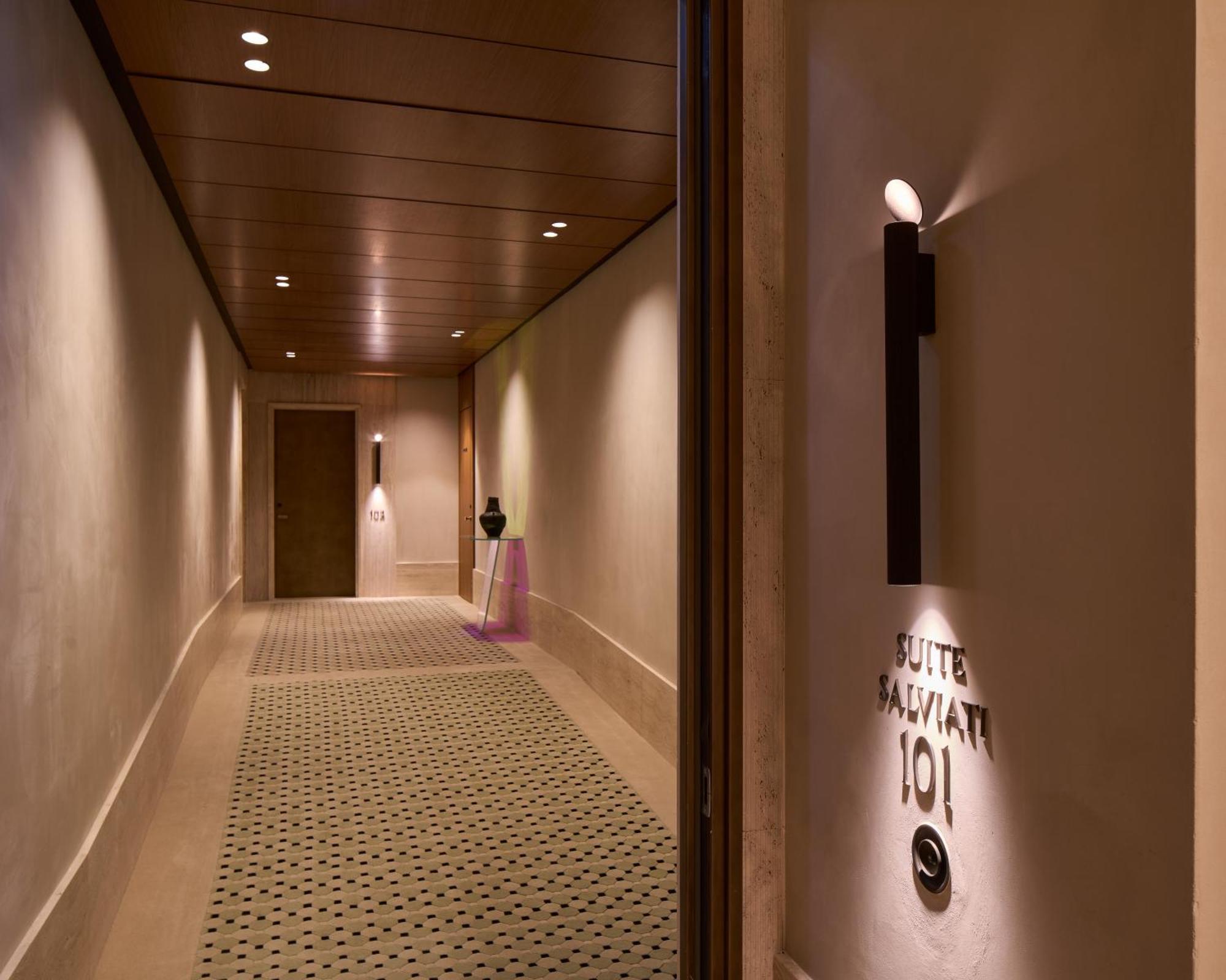 Hotel Six Senses Roma Esterno foto